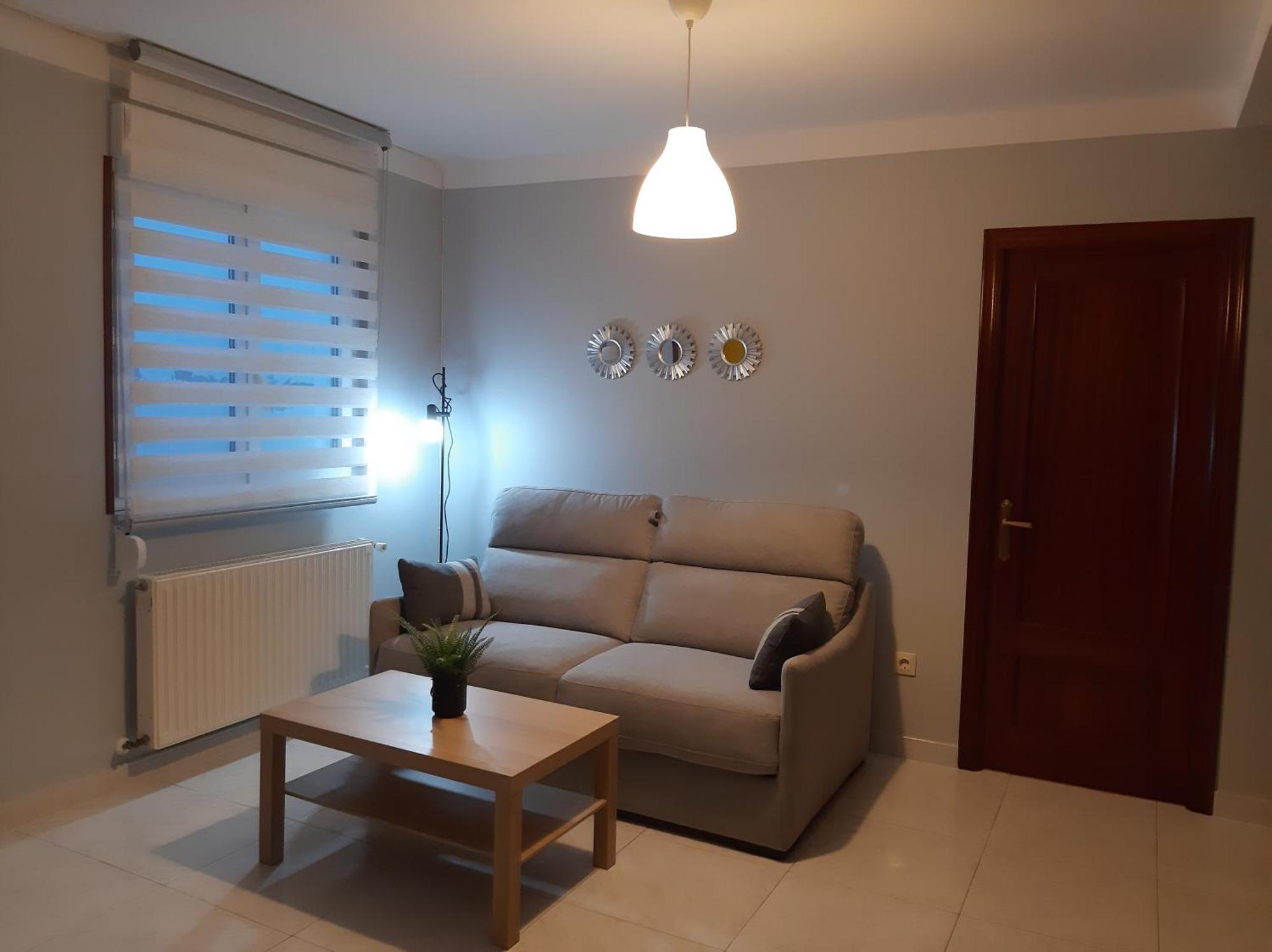 Apartamento Elena Centrico Con Wifi Cangas de Onis Bagian luar foto