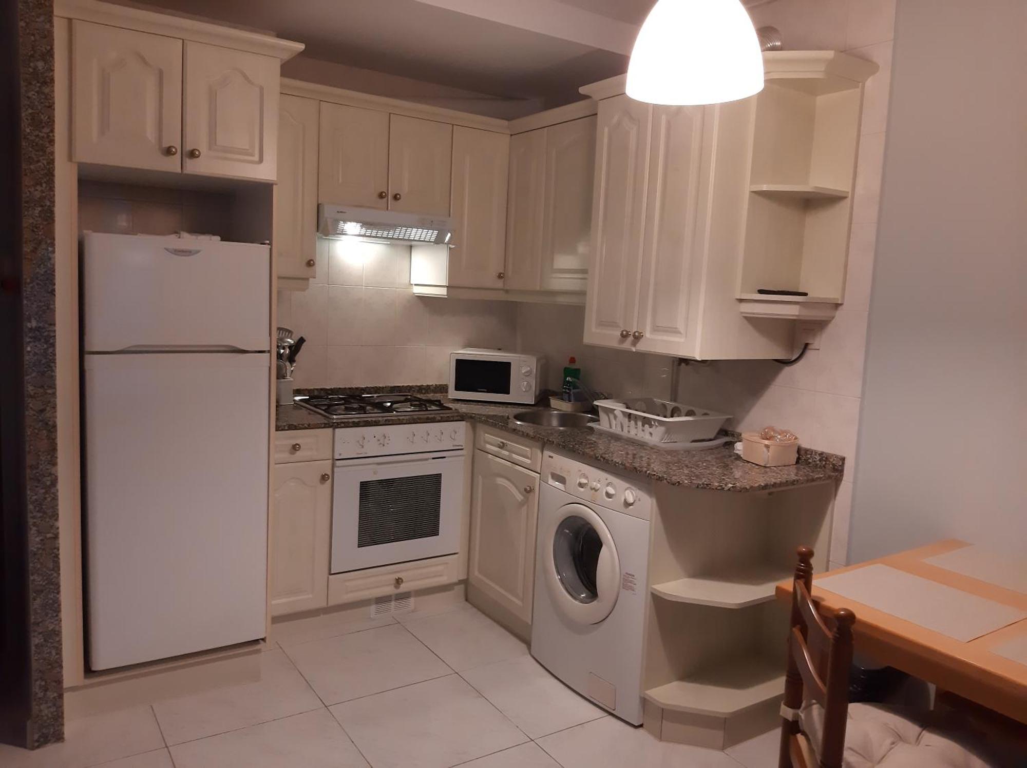 Apartamento Elena Centrico Con Wifi Cangas de Onis Bagian luar foto
